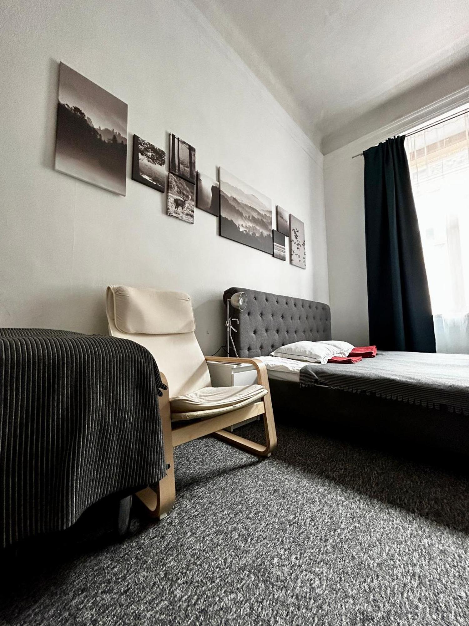 Harmony Aparthotel Krasków Exteriör bild